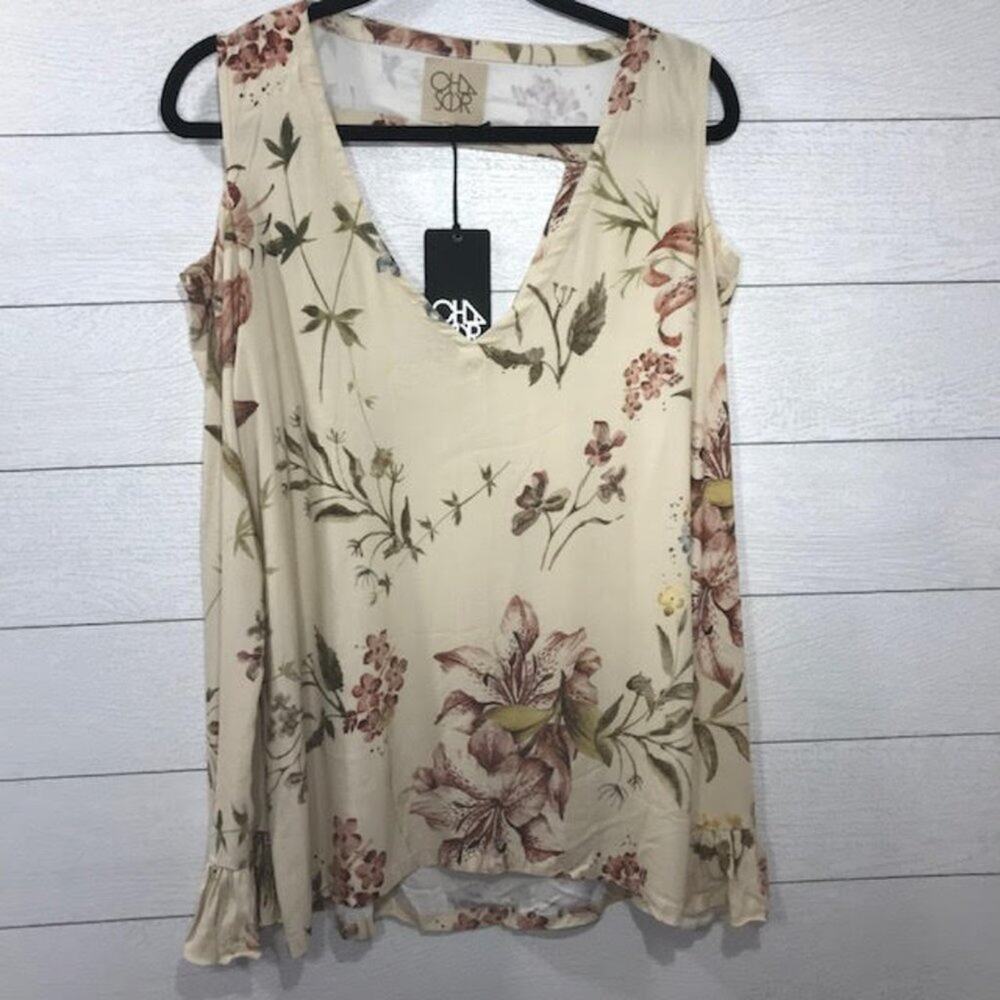 CHASER Tan Floral Cold Shoulder Cut Out Top Size Medium